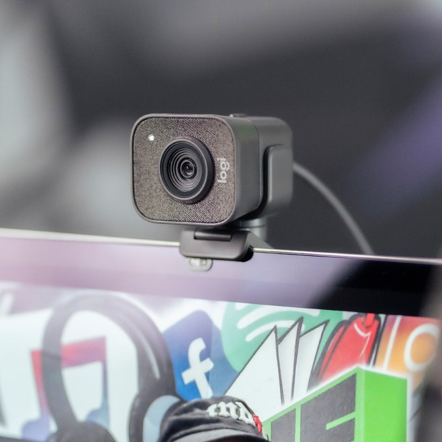 LOGI STREAMCAM PLUS GRAPHITE NEW RETAIL STREAMING CAMERA