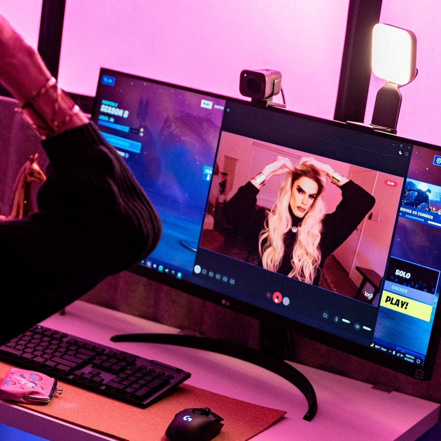 LITRA GLOW STREAMING LIGHT WITH TRUESOFT