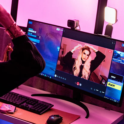 LITRA GLOW STREAMING LIGHT WITH TRUESOFT
