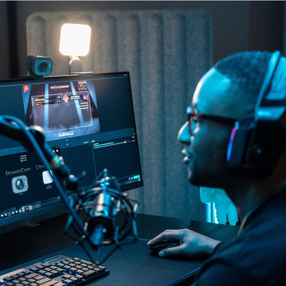 LOGITECH FOR CREATORS STREAMCAM PREMIUM WEBCAM FOR