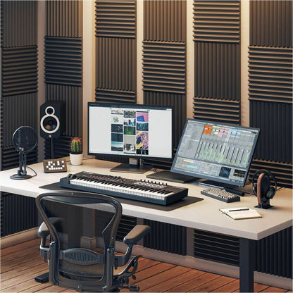ALOGIC CLARITY MAX TOUCH 32 MONITOR WITH 65W PD WEBCAM AND TOUC