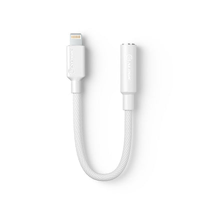 alogic-elements-pro-lightning-to-3-5-audio-adapter1