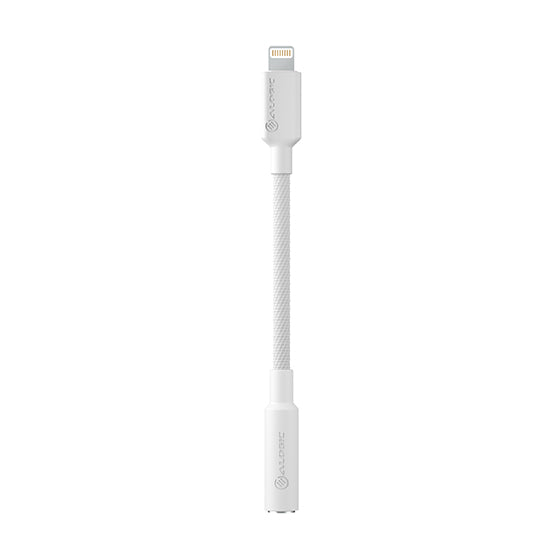 alogic-elements-pro-lightning-to-3-5-audio-adapter4